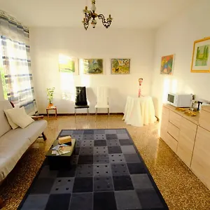 dimora-lucilla.it-lombardy.com/